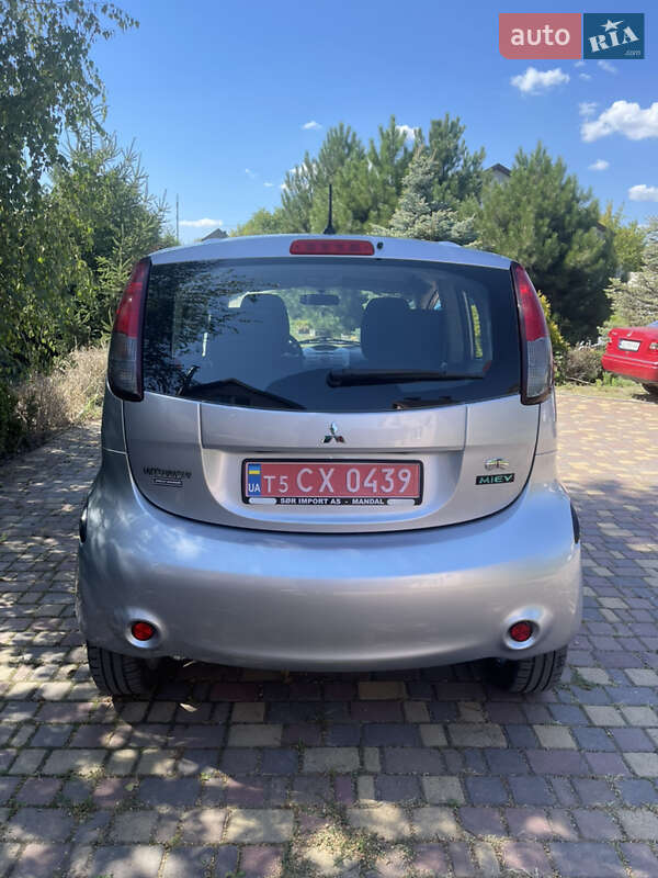 Хэтчбек Mitsubishi i-MiEV 2011 в Днепре