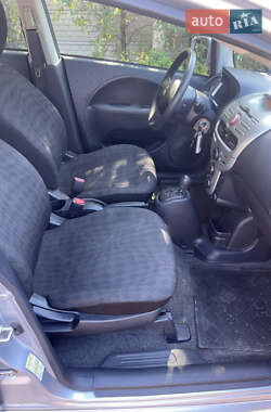 Хэтчбек Mitsubishi i-MiEV 2011 в 
