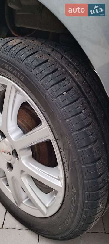 Хэтчбек Mitsubishi i-MiEV 2010 в Луцке