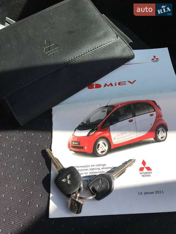 Хэтчбек Mitsubishi i-MiEV 2011 в Днепре фото 17 Хэтчбек Mitsubishi i-MiEV 2011 в Днепре