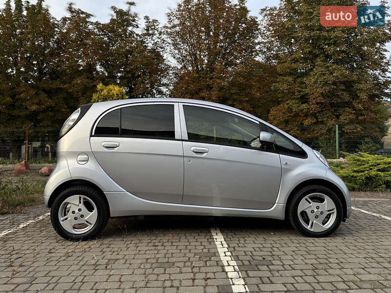 Хэтчбек Mitsubishi i-MiEV 2015 в Луцке