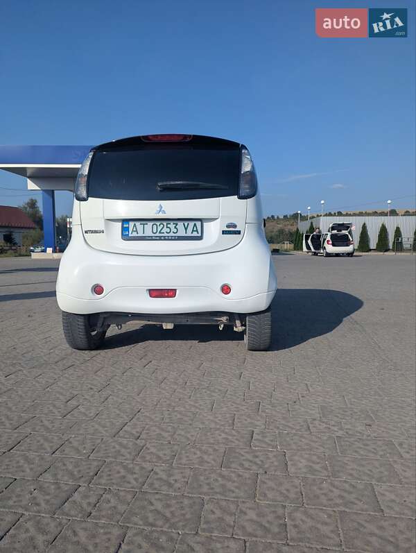 Хэтчбек Mitsubishi i-MiEV 2011 в Ивано-Франковске фото 7 Хэтчбек Mitsubishi i-MiEV 2011 в Ивано-Франковске