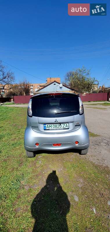 Хетчбек Mitsubishi i-MiEV 2011 в Козятині