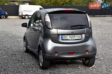 Хетчбек Mitsubishi i-MiEV 2011 в 