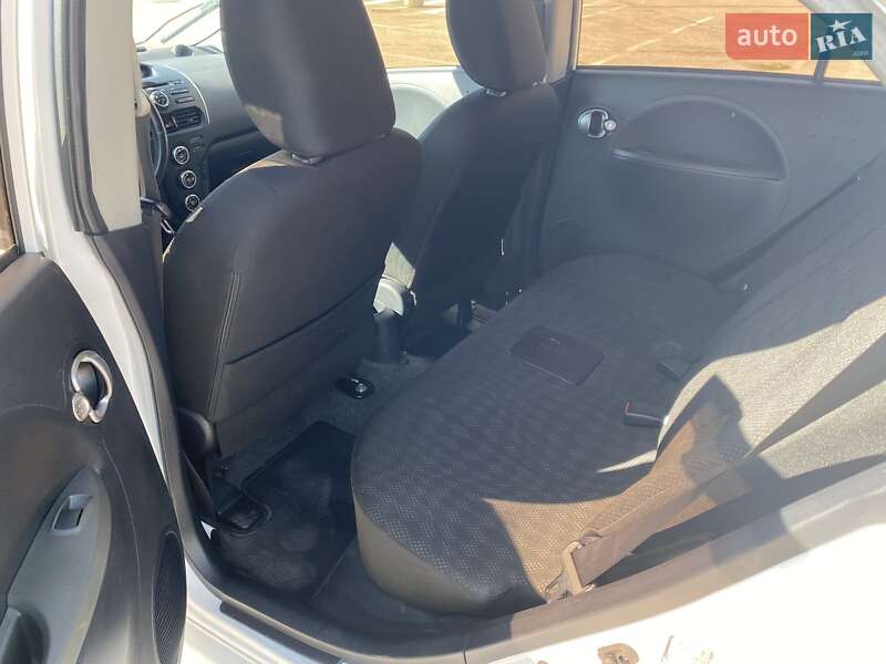 Хэтчбек Mitsubishi i-MiEV 2014 в Черновцах фото 11 Хэтчбек Mitsubishi i-MiEV 2014 в Черновцах