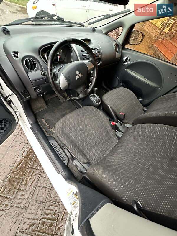 Хэтчбек Mitsubishi i-MiEV 2014 в Черновцах фото 9 Хэтчбек Mitsubishi i-MiEV 2014 в Черновцах
