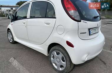 Хэтчбек Mitsubishi i-MiEV 2012 в 