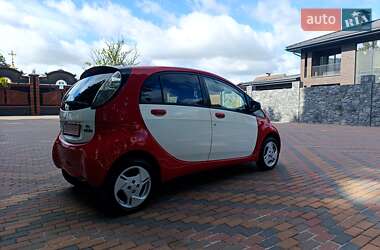 Хетчбек Mitsubishi i-MiEV 2011 в 