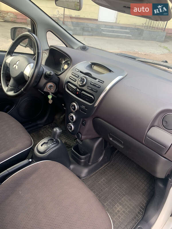 Хэтчбек Mitsubishi i-MiEV 2015 в Житомире фото 7 Хэтчбек Mitsubishi i-MiEV 2015 в Житомире