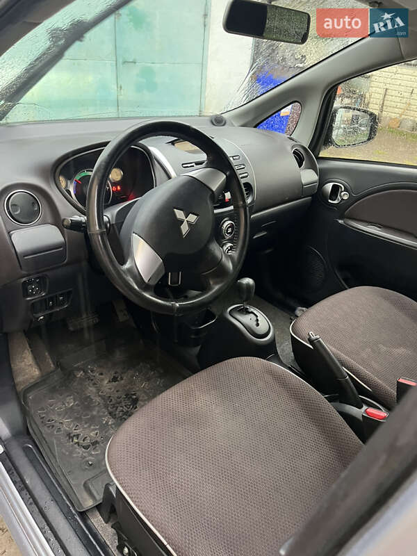 Хэтчбек Mitsubishi i-MiEV 2013 в Львове