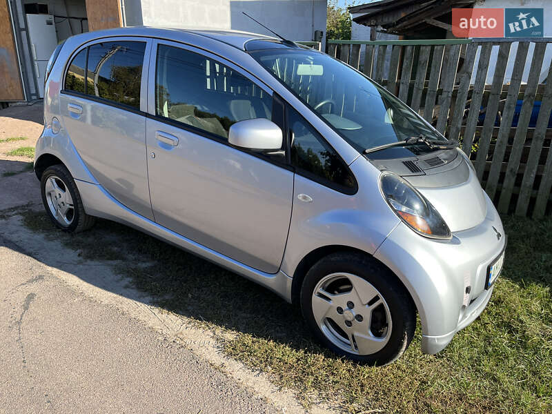 Хэтчбек Mitsubishi i-MiEV 2011 в Житомире фото 2 Хэтчбек Mitsubishi i-MiEV 2011 в Житомире