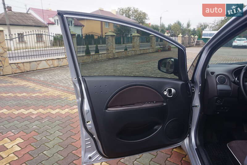 Хэтчбек Mitsubishi i-MiEV 2014 в Самборе