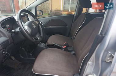 Хэтчбек Mitsubishi i-MiEV 2014 в 