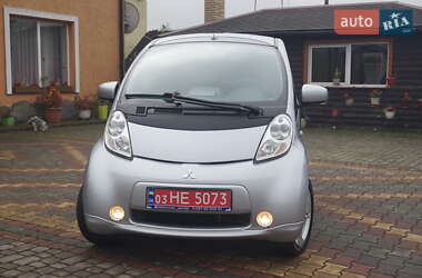 Хэтчбек Mitsubishi i-MiEV 2014 в 