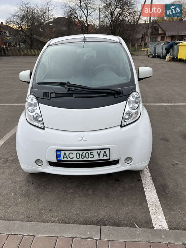 Хэтчбек Mitsubishi i-MiEV 2014 в Владимире