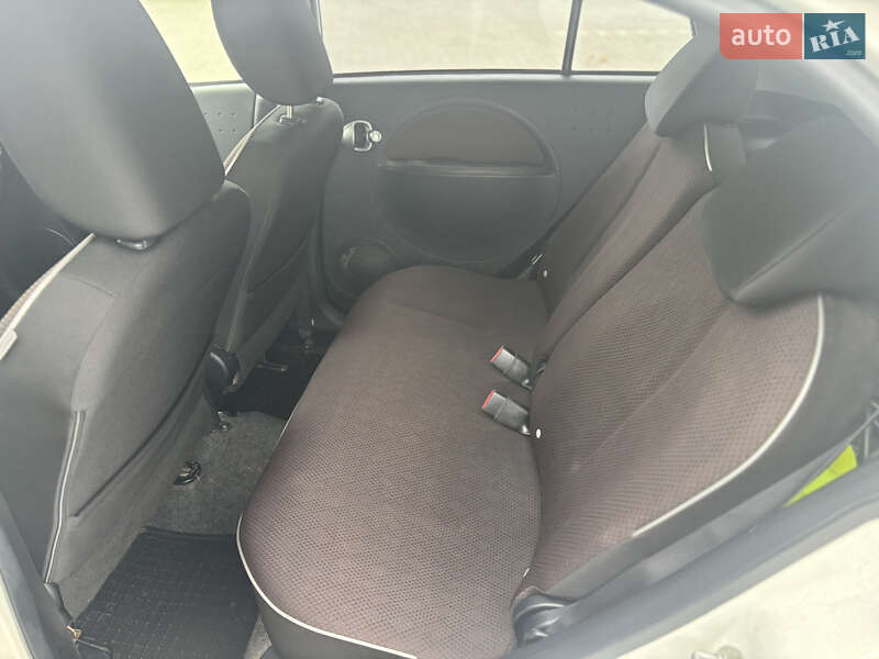 Хэтчбек Mitsubishi i-MiEV 2013 в Владимире