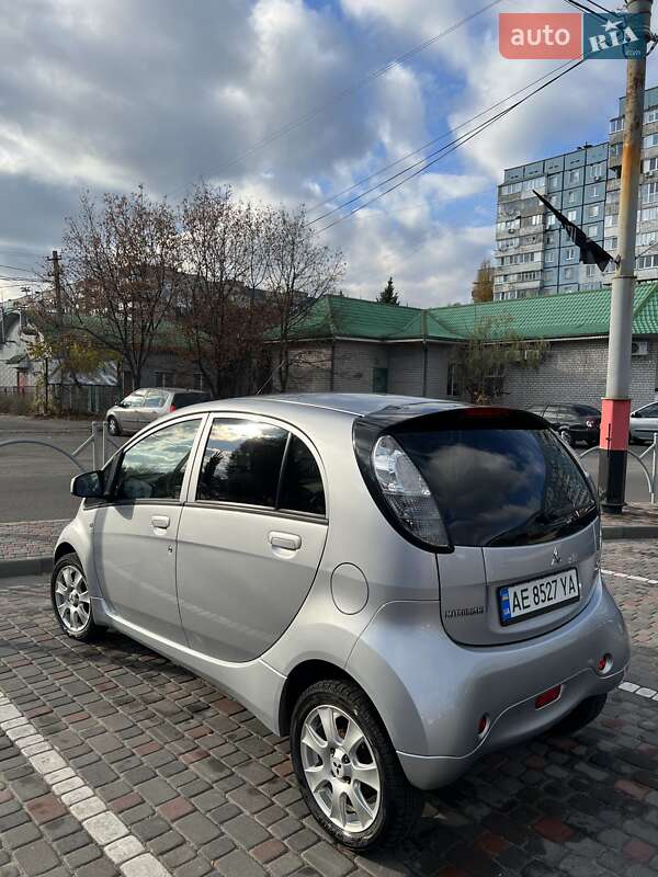 Хетчбек Mitsubishi i-MiEV 2016 в Дніпрі фото 4 Хетчбек Mitsubishi i-MiEV 2016 в Дніпрі