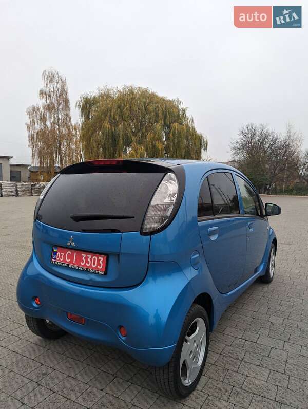 Хэтчбек Mitsubishi i-MiEV 2012 в Черкассах