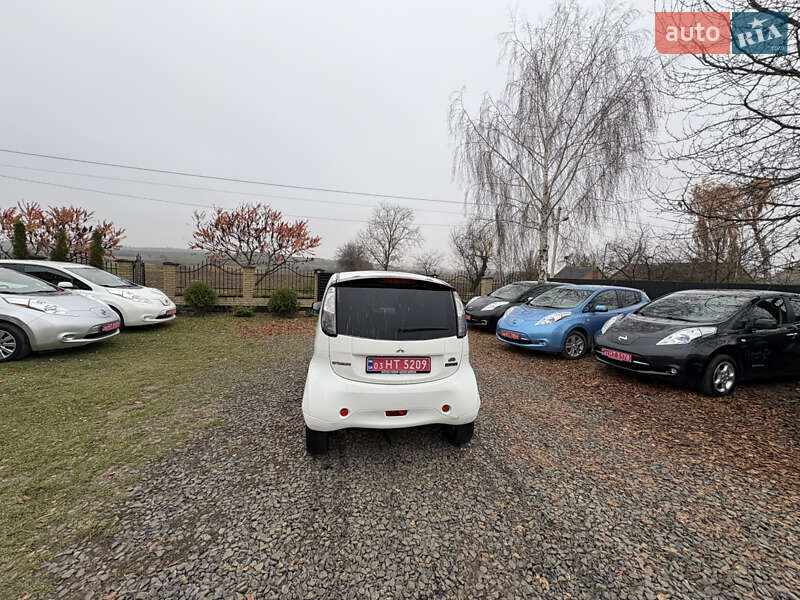 Хэтчбек Mitsubishi i-MiEV 2014 в Луцке