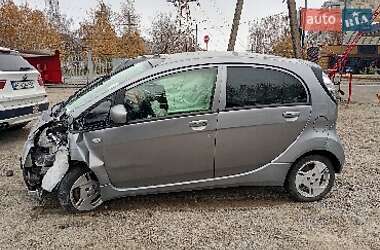 Хетчбек Mitsubishi i-MiEV 2012 в Дніпрі
