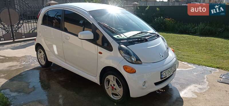Хэтчбек Mitsubishi i-MiEV 2012 в Черновцах фото 15 Хэтчбек Mitsubishi i-MiEV 2012 в Черновцах