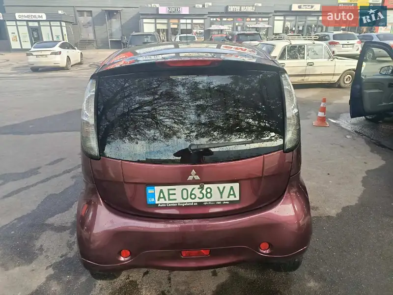 Mitsubishi i-MiEV 2011