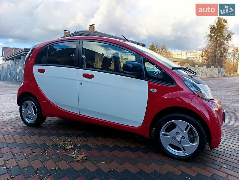 Хетчбек Mitsubishi i-MiEV 2011 в Звягелі