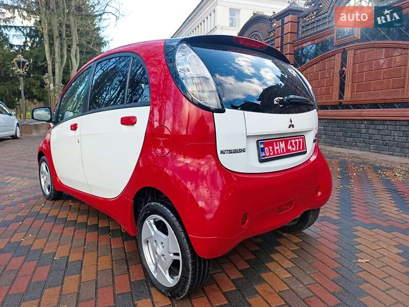 Хетчбек Mitsubishi i-MiEV 2011 в Звягелі