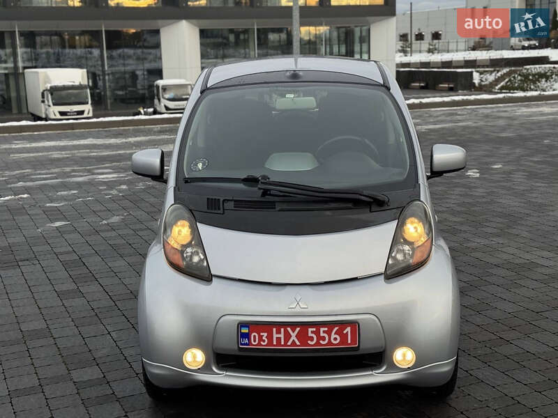 Хэтчбек Mitsubishi i-MiEV 2012 в Львове