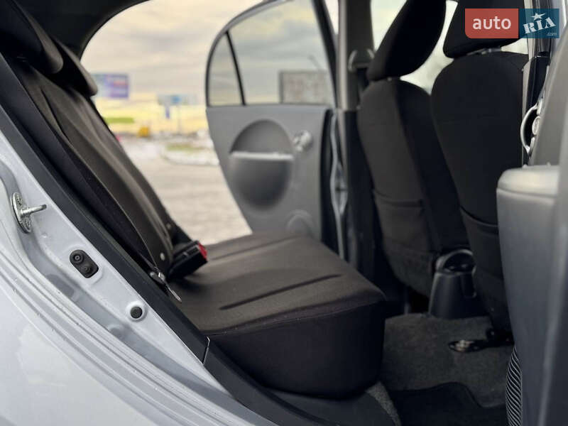 Хэтчбек Mitsubishi i-MiEV 2012 в Львове