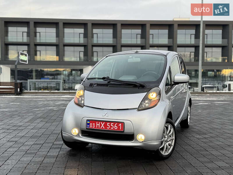 Хэтчбек Mitsubishi i-MiEV 2012 в Львове