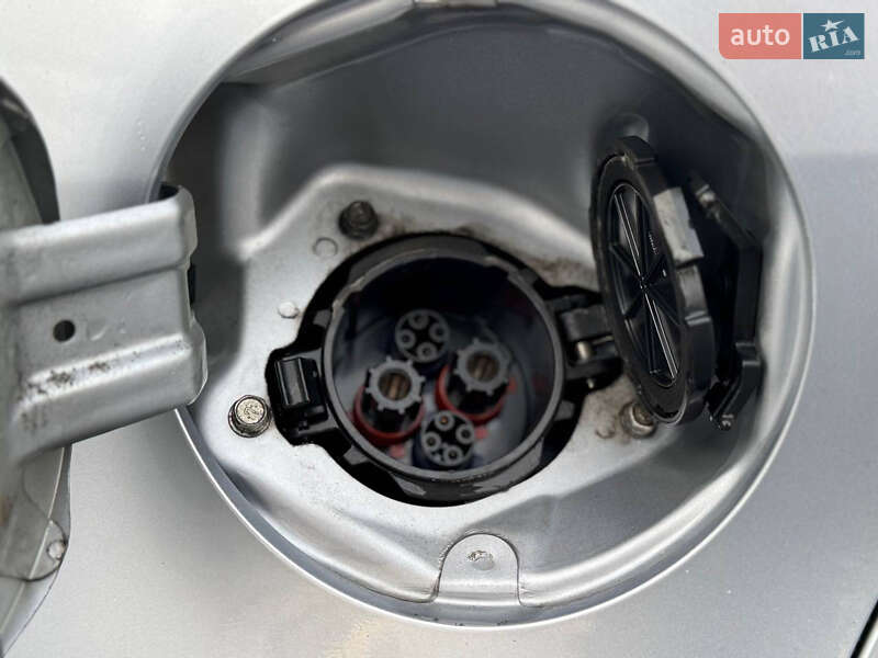 Хэтчбек Mitsubishi i-MiEV 2012 в Львове