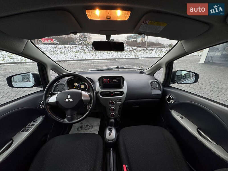Хэтчбек Mitsubishi i-MiEV 2012 в Львове
