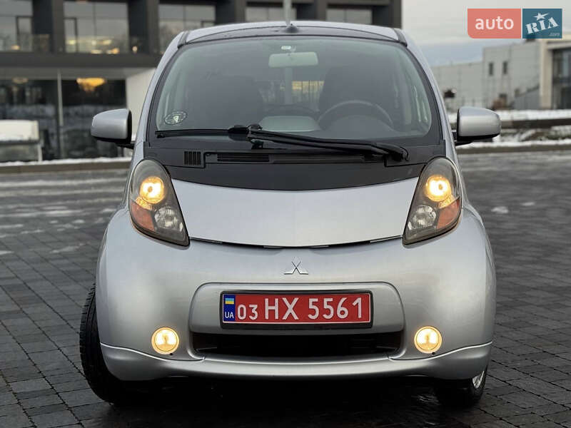 Хэтчбек Mitsubishi i-MiEV 2012 в Львове