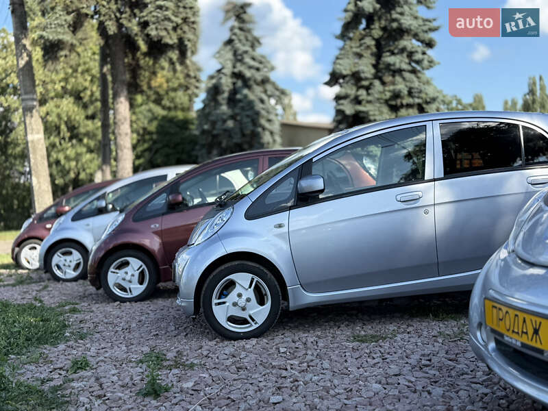 Хэтчбек Mitsubishi i-MiEV 2014 в Житомире