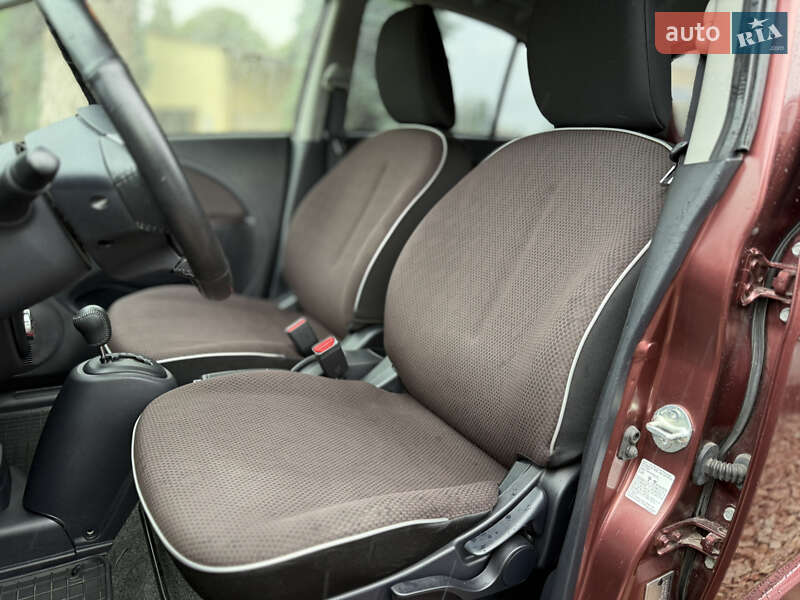 Хэтчбек Mitsubishi i-MiEV 2014 в Житомире фото 9 Хэтчбек Mitsubishi i-MiEV 2014 в Житомире