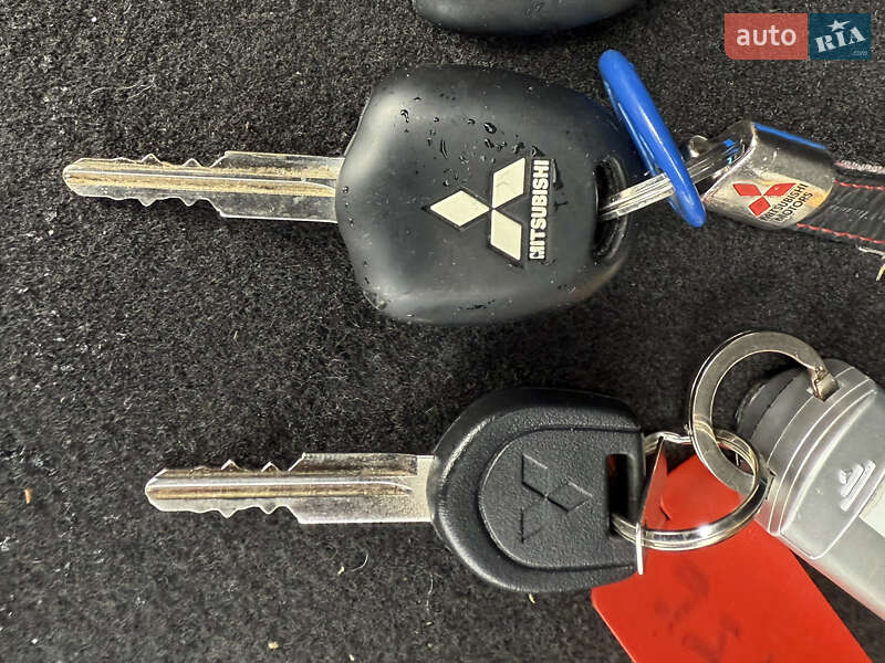 Хэтчбек Mitsubishi i-MiEV 2014 в Житомире фото 47 Хэтчбек Mitsubishi i-MiEV 2014 в Житомире