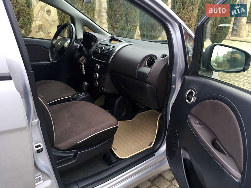 Хетчбек Mitsubishi i-MiEV 2013 в Львові