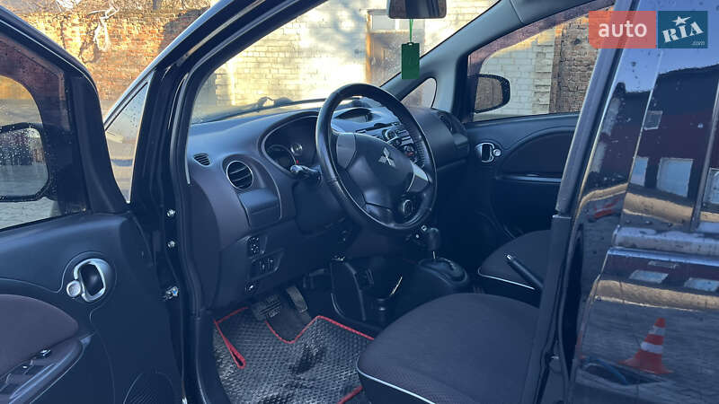 Хэтчбек Mitsubishi i-MiEV 2015 в Дубно