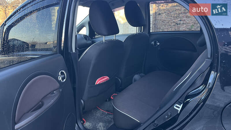 Хэтчбек Mitsubishi i-MiEV 2015 в Дубно