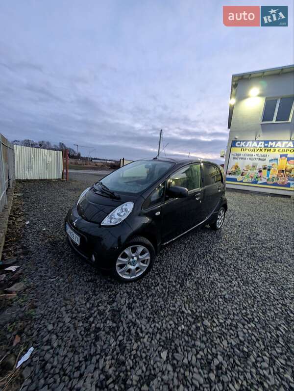 Хэтчбек Mitsubishi i-MiEV 2012 в Луцке