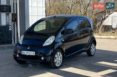 Хэтчбек Mitsubishi i-MiEV 2015 в Дубно