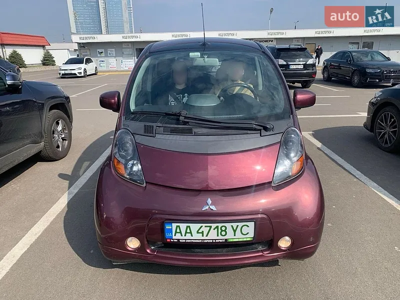 Mitsubishi i-MiEV 2011