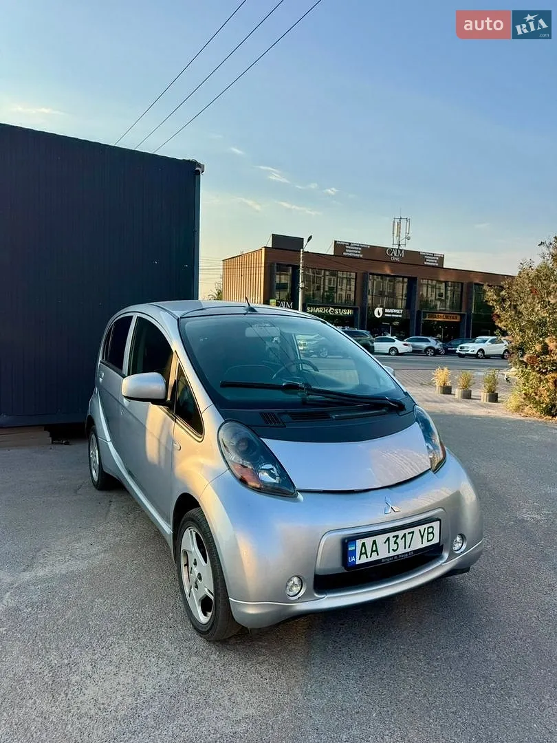2012 Mitsubishi i-MiEV - мініатюра 2