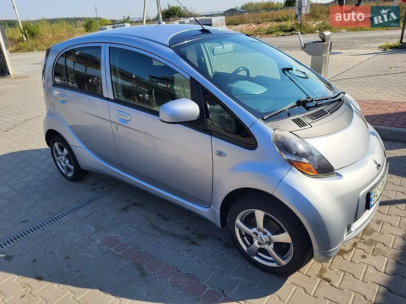 Mitsubishi i-MiEV 2011