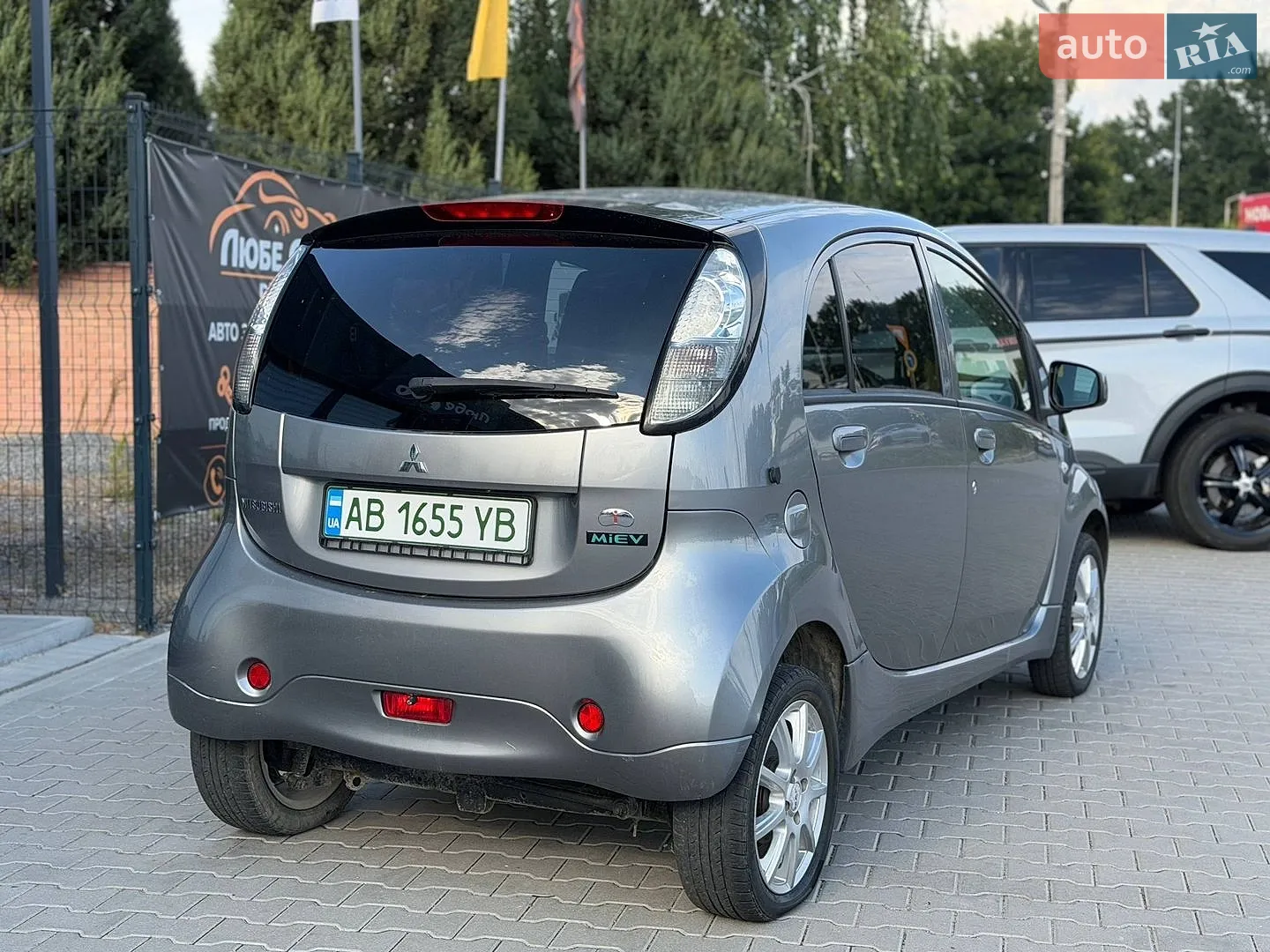 2010 Mitsubishi i-MiEV - мініатюра 4