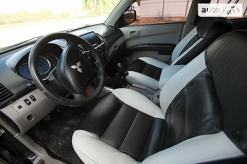 Пикап Mitsubishi L 200 2008 в Сваляве