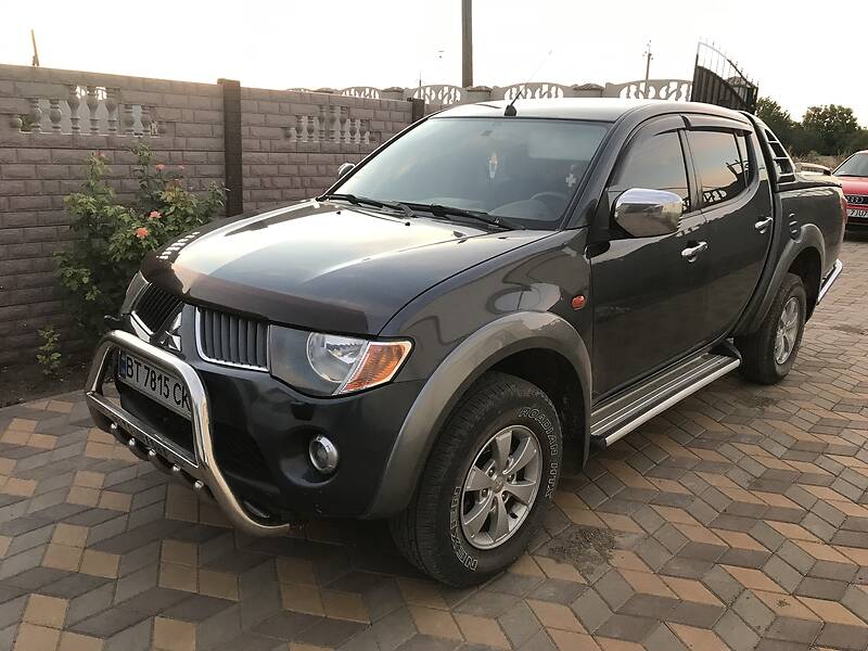 Внедорожник / Кроссовер Mitsubishi L 200 2008 в Великой Александровке