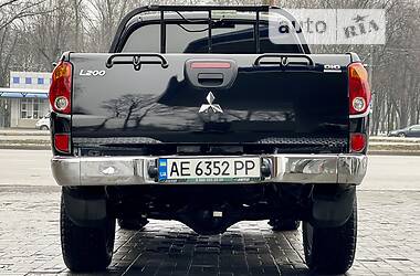 Пикап Mitsubishi L 200 2007 в 