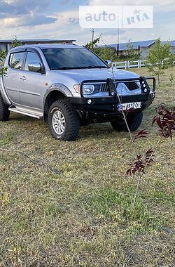 Пікап Mitsubishi L 200 2008 в Сарнах